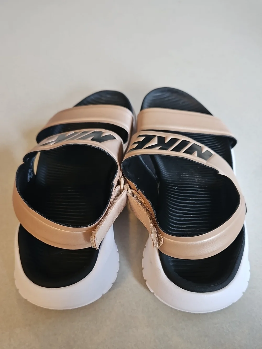 Nike Women's Tanjun Sandals